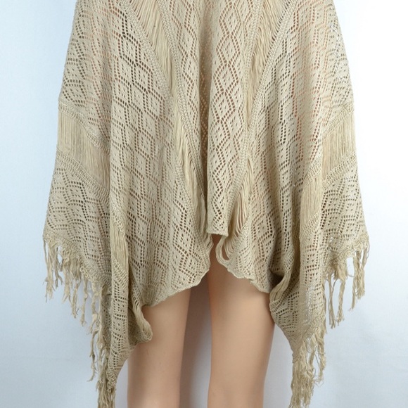 SOLD OUT Khaki Boho Fringe Crochet Knit One Size Top - Picture 5 of 7